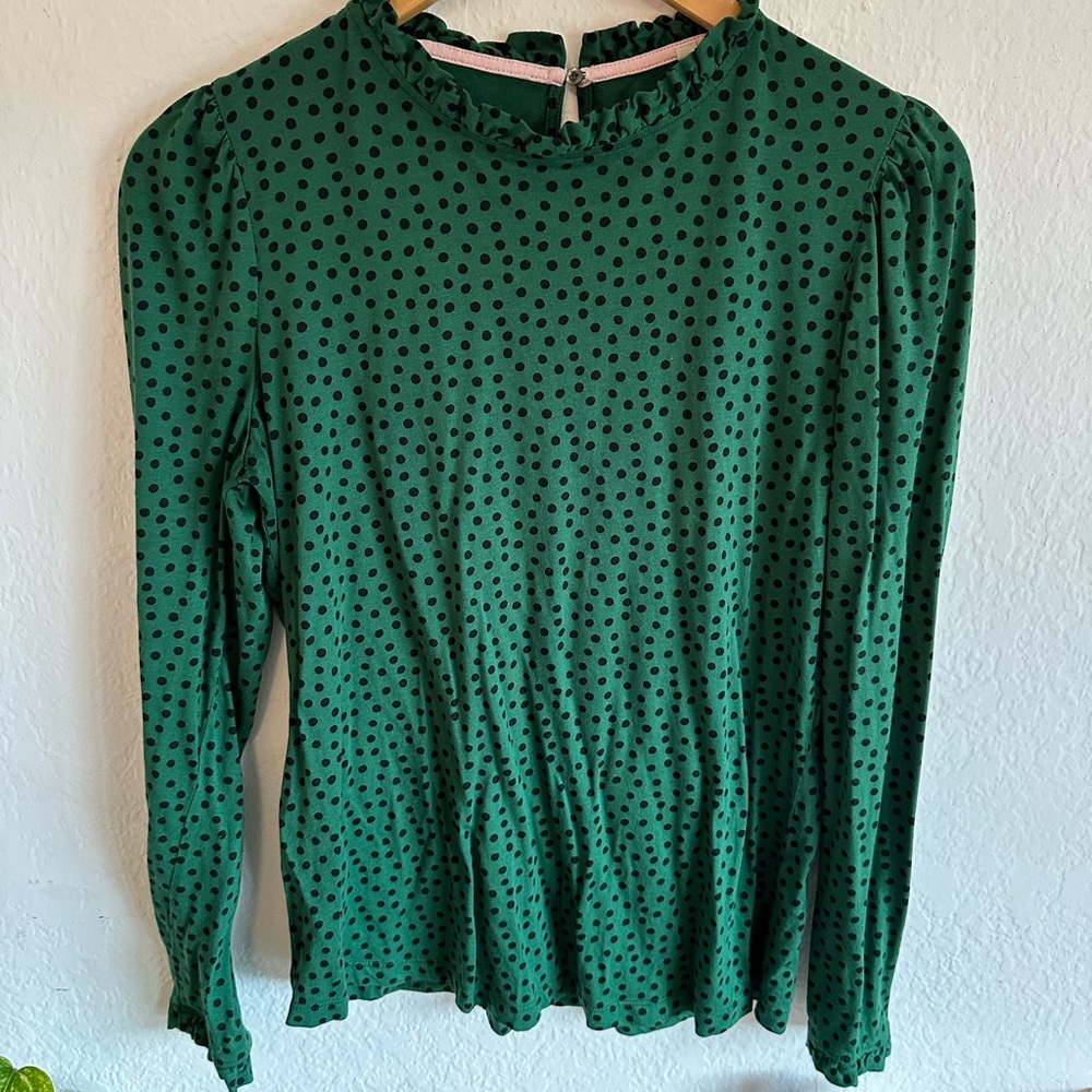Boden green and black dotted top